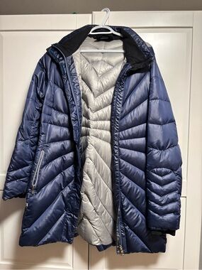 Spyder Women’s Winter Jacket – Size L - Blue
